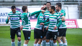 Треньорът на Черно море Илиан Илиев определи група от 20