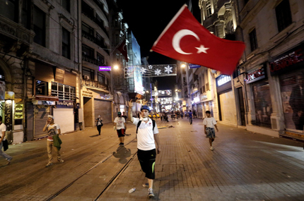 10 задържани при антитерористична операция в Турция