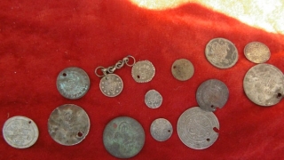Монети, ятаган и кремъклийки конфискуваха пазарджишки полицаи