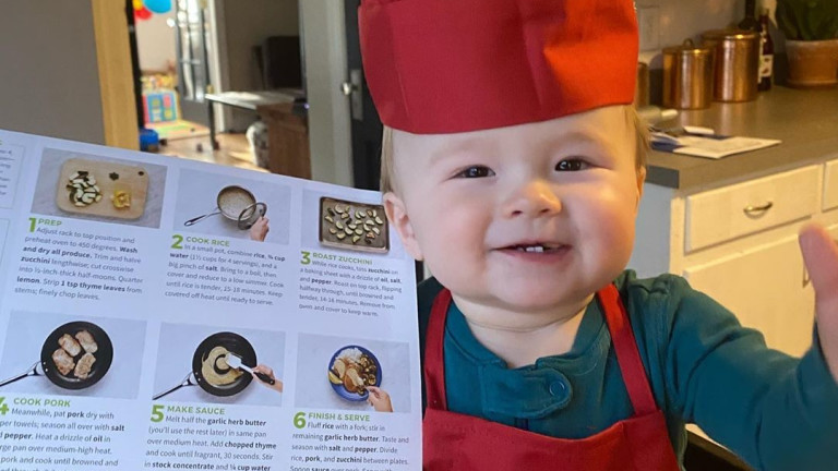 Едногодишното бебе готвач, за което всички говорят