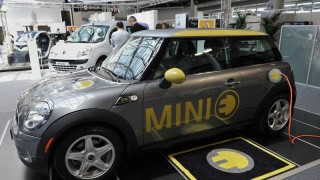 BMW мести от Лондон в Китай производството на електрическото Mini
