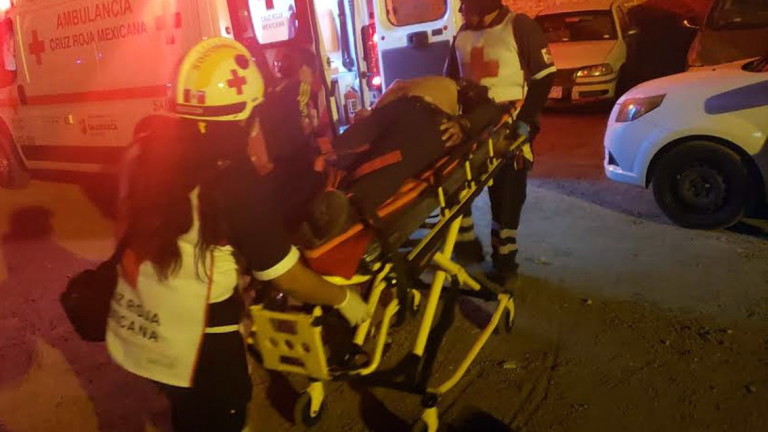 15 убити и 7 ранени при стрелба в мексикански нощен клуб 