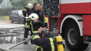 Горящ комин евакуира 40 души от хотел във Велинград