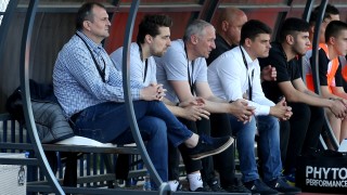 Чистката в Славия ще продължи Белите вече се разделиха с