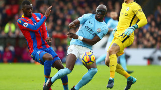 Уулвърхамптън се интересува от нападателя на Кристъл Палас Кристиан Бентеке