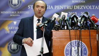 Правосъдният министър на Румъния призова за уволнение на топ антикорупционния