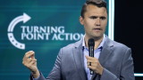 Ключовият съюзник на Тръмп Чарли Кърк е прострелян в университет в Юта