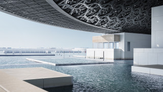 Лувърът в Абу Даби разклаща представите за музей