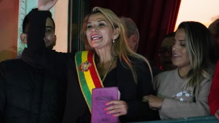 Вторият заместник председател на Сената на Боливия представителката на опозицията Жанин