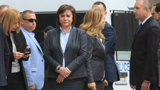 Нинова подаде оставка, откриха следи от Зайков, мораториум върху откриването на университети…