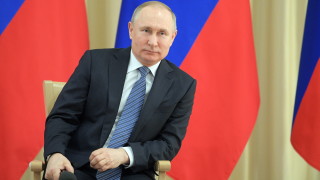 Путин в телефонна дипломация за петрола