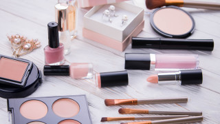 Купувачи на луксозна козметика се оказаха с изтеглен заем в Бургас