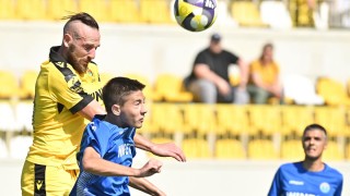 Ботев Пловдив завърши 1 1 с Марица в контрола играна в