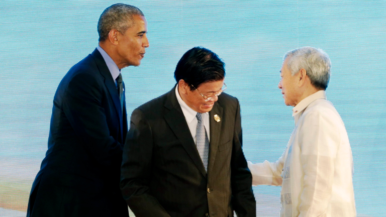 Филипините не могат да бъдат „малките кафяви братя на САЩ”, обяви топ дипломатът на страната