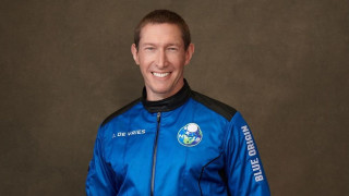 Преди повече от месец компанията на Джеф Безос Blue