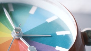 От няколко години насам светът преминава през поредната икономическа криза