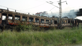 Не е открит взрив при пожара във влака Пловдив - София 
