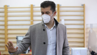 Съпредседателят на Продължаваме промяната Кирил Петков е дал гласа си