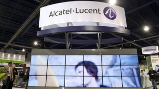 Nokia преговаря за покупка на Alcatel-Lucent