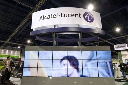 Nokia преговаря за покупка на Alcatel-Lucent