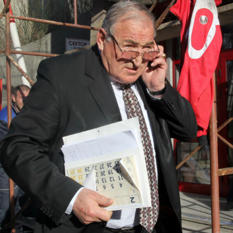Пената: Да не родим, преди да забременеем