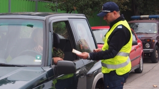 Пътна полиция ще предоставя безвъзмездно устройства hands free на нови собственици