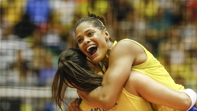 Бразилия и Холандия допълниха шестицата на Световното Гранд При по волейбол