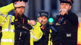 Бой, стрелба и загинал на моста в Лондон