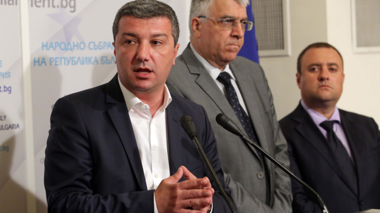 Държавата да не изоставя държавните предприятия, настоява БСП