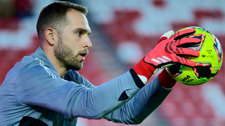 Испанският футболен клуб Бетис си върна вратаря Пау Лопес който