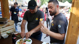 Шеф Манчев и шеф Шишков предизвикаха кулинари