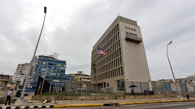 САЩ искат от Куба да съкрати дипломатическата си мисия с 60%