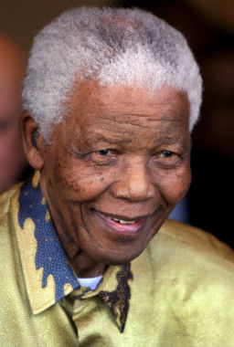 Пускат филм за Нелсън Мандела в Южна Африка