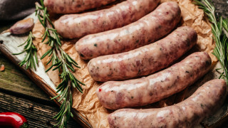 Деца се покатериха по тераси на няколко жилищни сгради в