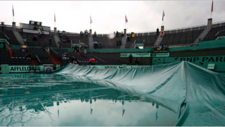 Дъждът отложи 13 мача на Ролан Гарос за вторник