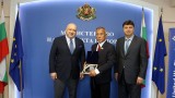 Министър Кралев се срещна с президента на Световната Айкидо Федерация Кей Изава 