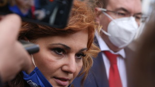 Асена Сербезова председател на Българския фармaцевтичен съюз и спрягана за