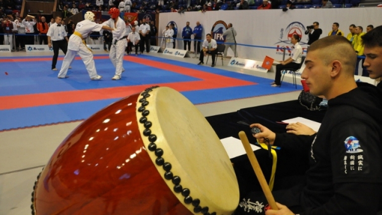100 каба гайди идват за Световното първенство по карате киокушин