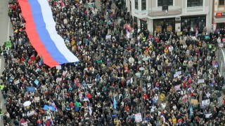 Десетки хиляди в Сърбия заявиха на протести: Заслужаваме по-добро