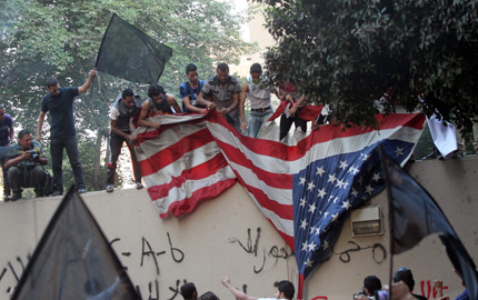 Антиамерикански протести в Бенгази и Кайро
