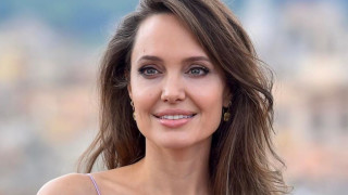 Колко секси е Анджелина Джоли на премиерата на "Господарката на злото 2"