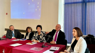 Първите конкурси за директори на училища ще бъдат обявени през