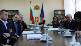 България е готова да окаже експертна помощ на Република Македония