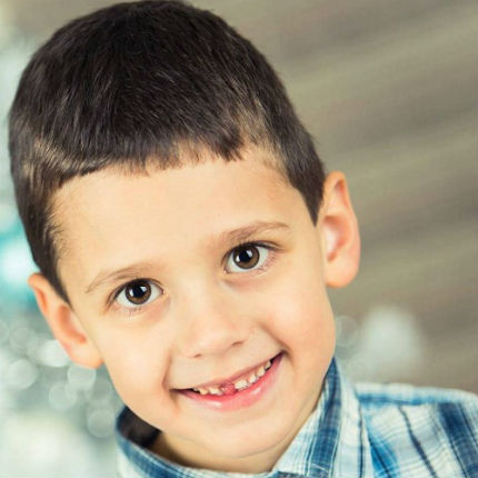 Няма лечение за 6-годишния Павел от Варна