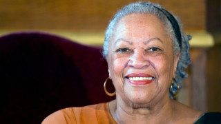 Почина американската писателка Тони Морисън съобщава АП От издателството Alfred