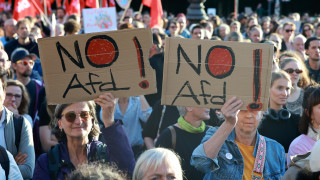 Стотици хиляди протестираха в Берлин срещу „Алтернатива за Германия“
