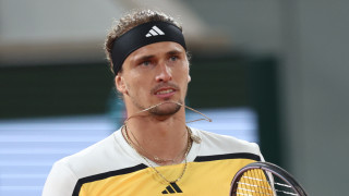 Световният номер 4 Александър Зверев се класира за осминафиналите на