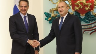 След двустранните разговори с българския си колега Кирил Петков гръцкият