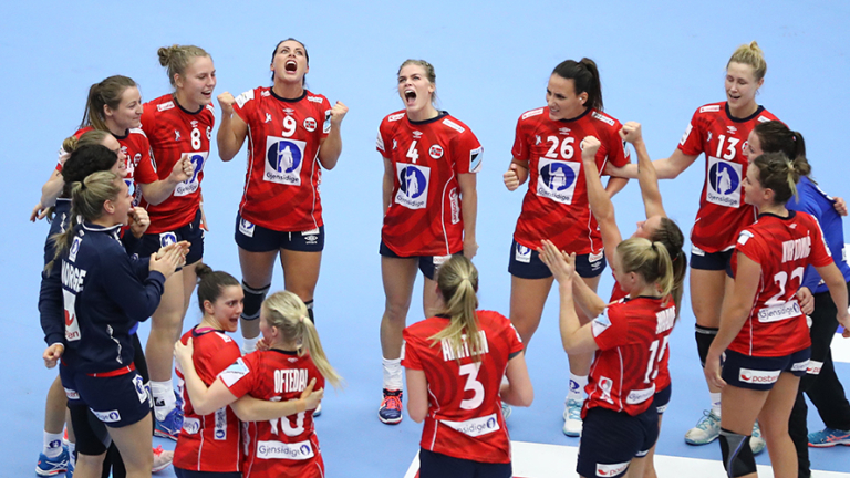 Норвегия се класира за полуфинал, Русия отпадна от европейското по хандбал