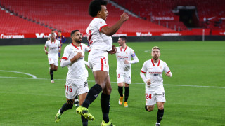 Севиля победи с 2 0 Барселона у дома в първи полуфинален